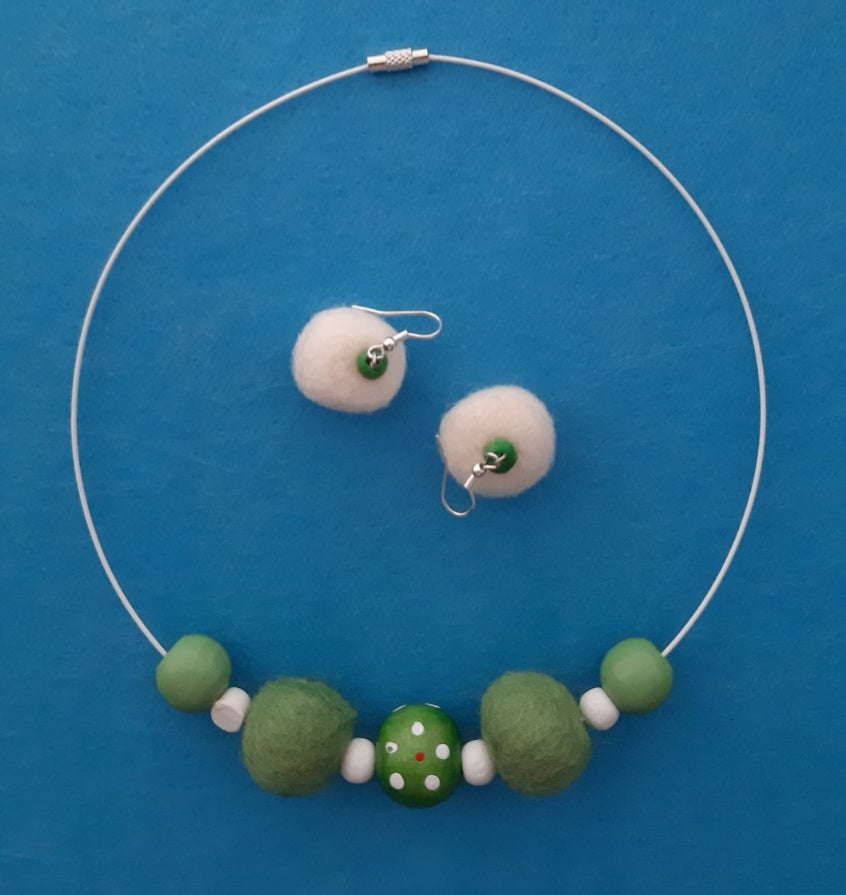 Zimna Jabka - Bright and Distinct Chunky Wool Felt Ball Necklace And Earrings Set Jewellery Gift