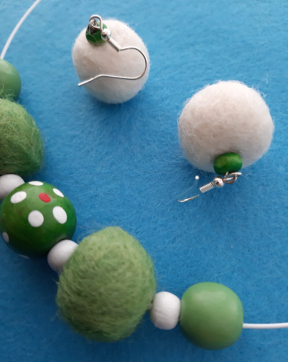 Zimna Jabka - Bright and Distinct Chunky Wool Felt Ball Necklace And Earrings Set Jewellery Gift