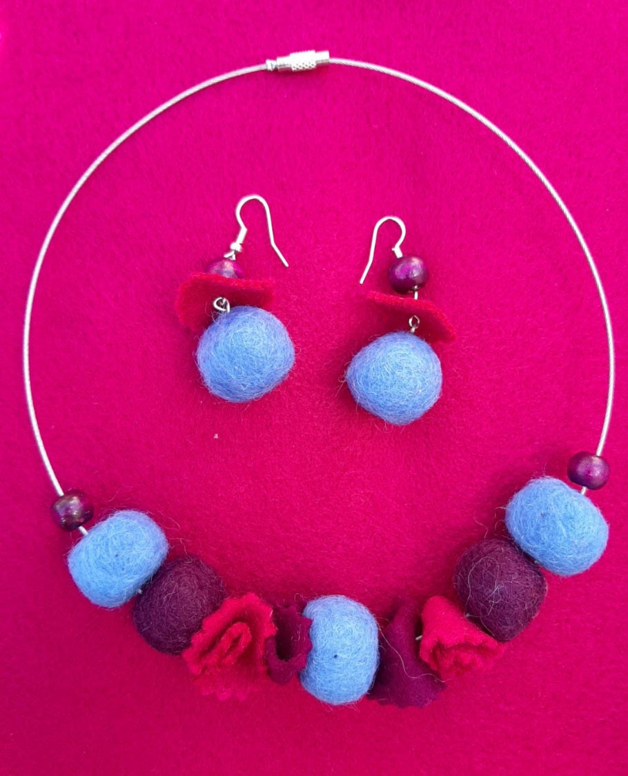 Crafty Housewife - Bright and Clever Wool Felt Ball Necklace And Earrings Set Jewellery Gift