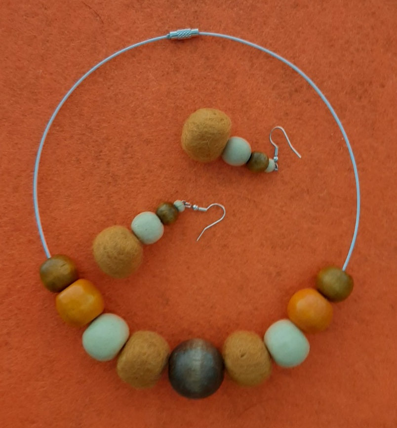 Simply a Pumpkin - Bright and Warm Classy Chunky Wool Felt Ball Necklace And Earrings Set Jewellery Gift