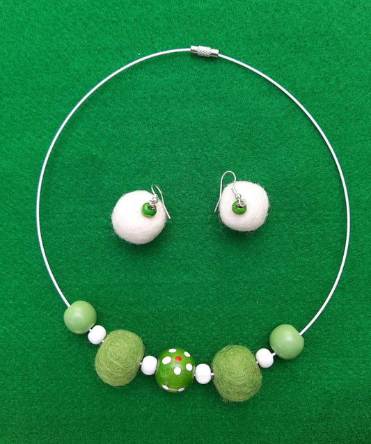 Zimna Jabka - Bright and Distinct Chunky Wool Felt Ball Necklace And Earrings Set Jewellery Gift