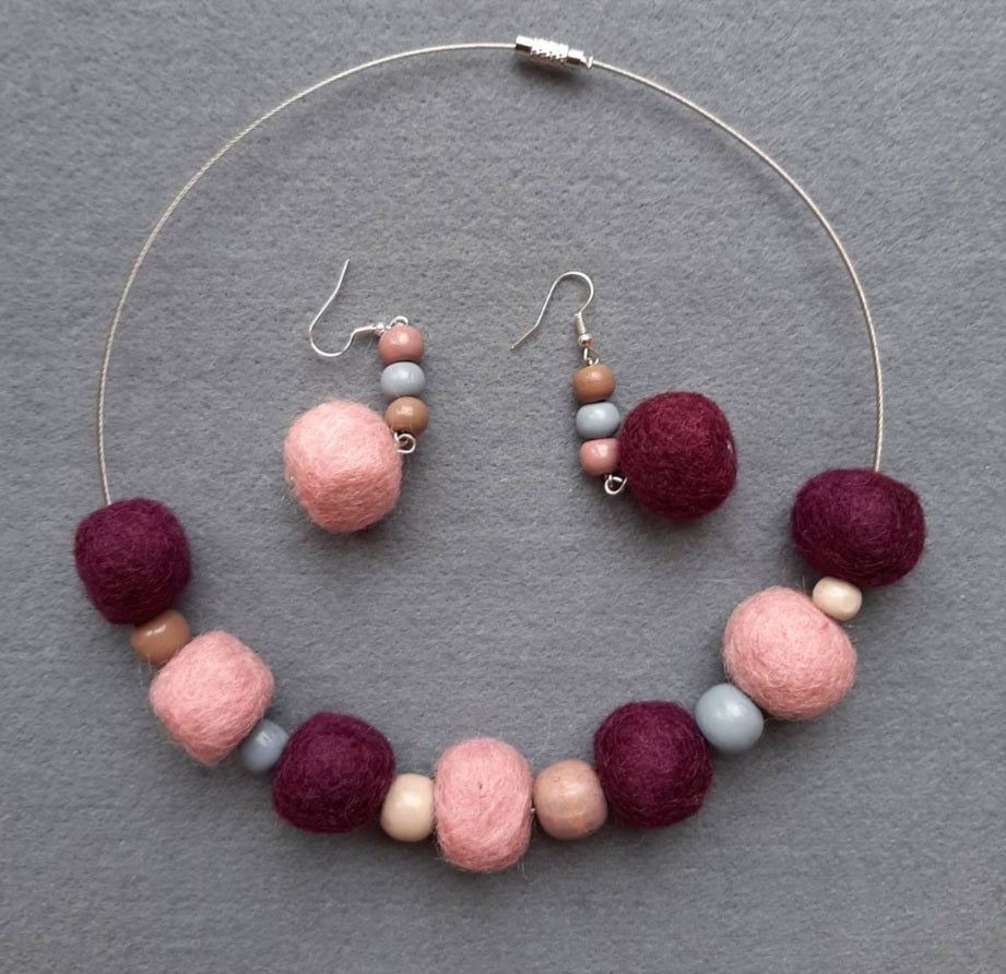 Antie - Bright and Sharp Wool Felt Ball Necklace And Earrings Set Jewellery Gift