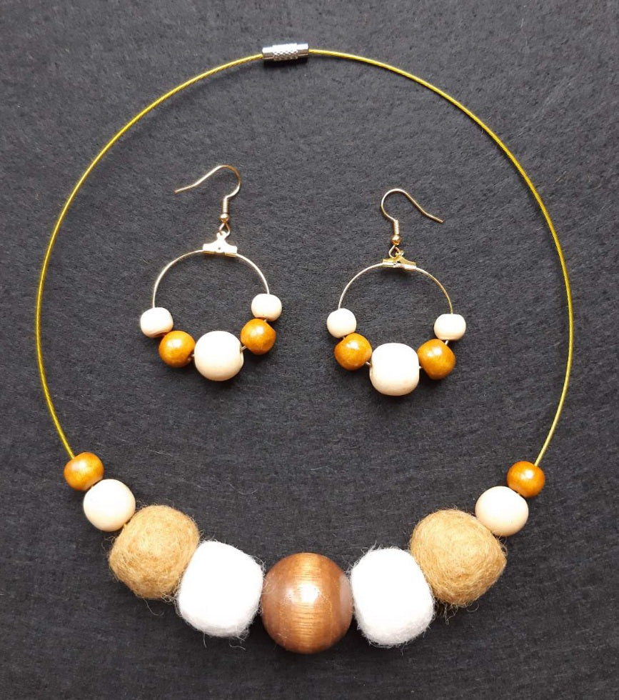 Third-level Education - Bright and Subtle Urban Wool Felt Ball Necklace And Earrings Set Jewellery Gift